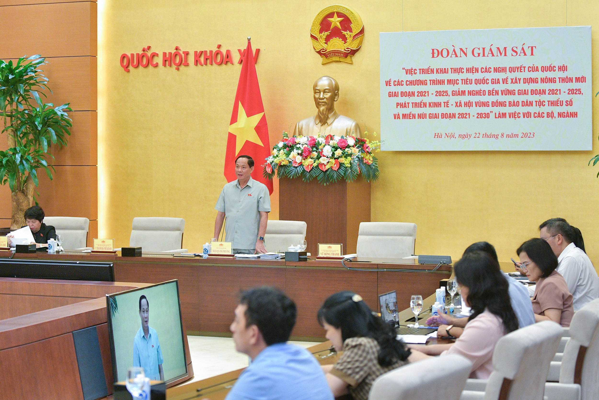 PHÓ CHỦ TỊCH QUỐC HỘI TRẦN QUANG PHƯƠNG CHỦ TRÌ CUỘC LÀM VIỆC CỦA ĐOÀN GIÁM SÁT VỚI CÁC BỘ, NGÀNH VỀ VIỆC THỰC HIỆN CÁC CHƯƠNG TRÌNH MỤC TIÊU QUỐC GIA